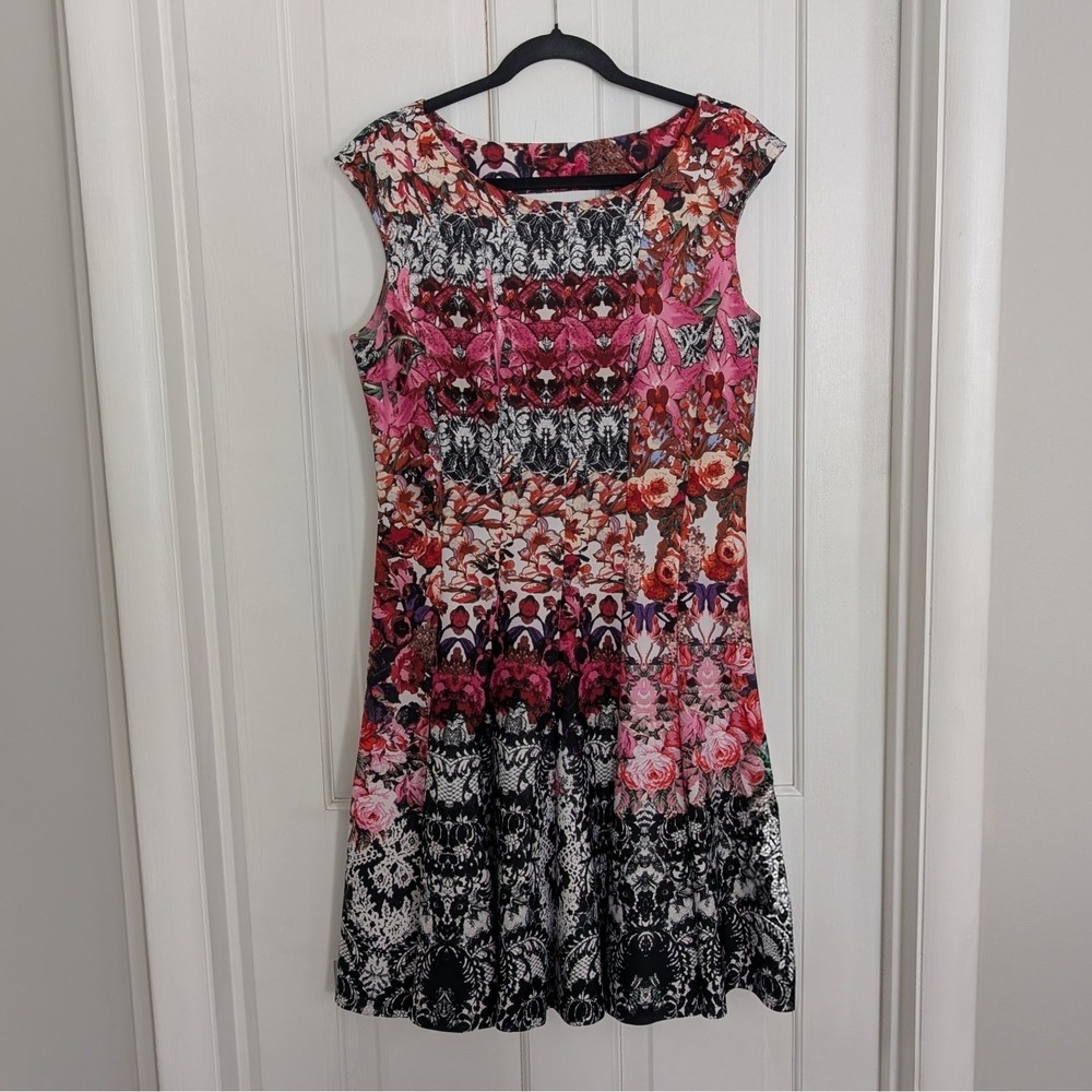 Julian Taylor Floral Dress SIZE 12 Wedding Party Stretchy Scuba Open Back Women